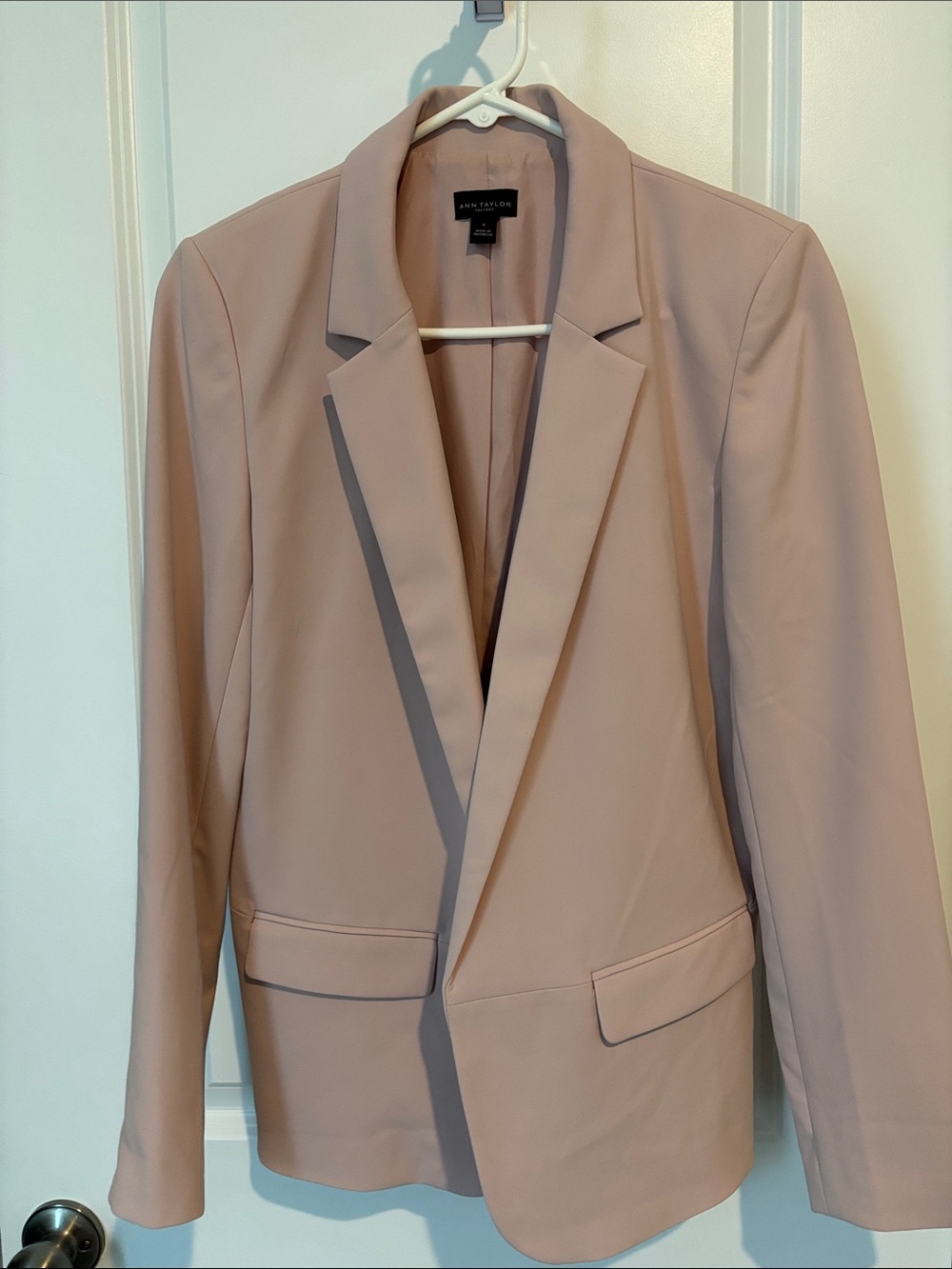 Ann Taylor Blazer Jacket in Soft Rose